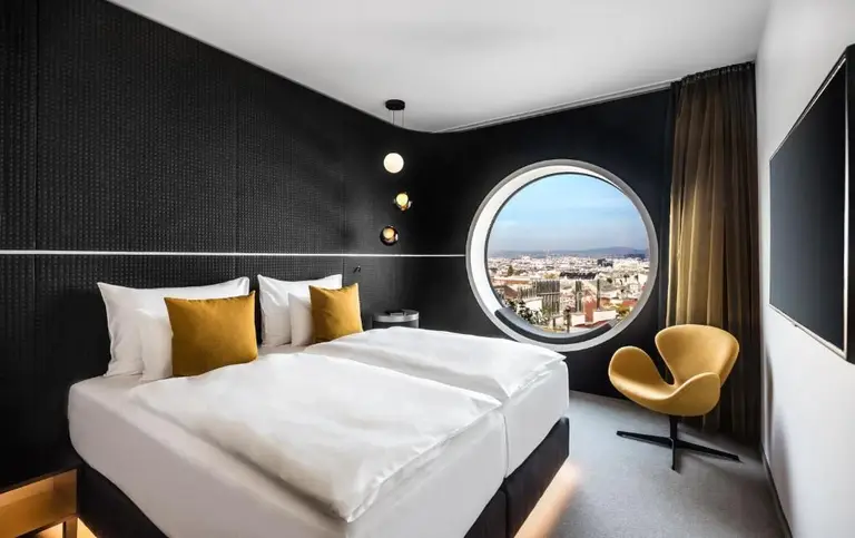 MOOONS Vienna accommodation image